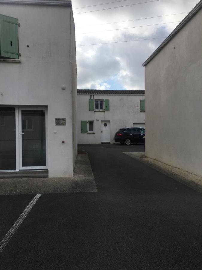 Maison La Rochelle Lagord Extérieur photo